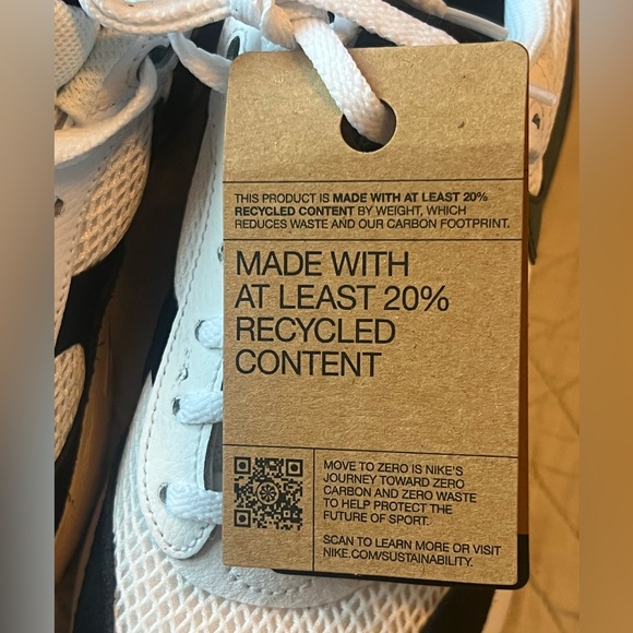 Nike Air Max SYSTM, White/Black/Barely Volt/Vintage Green, size 6Y (NIB) - Picture 10 of 11